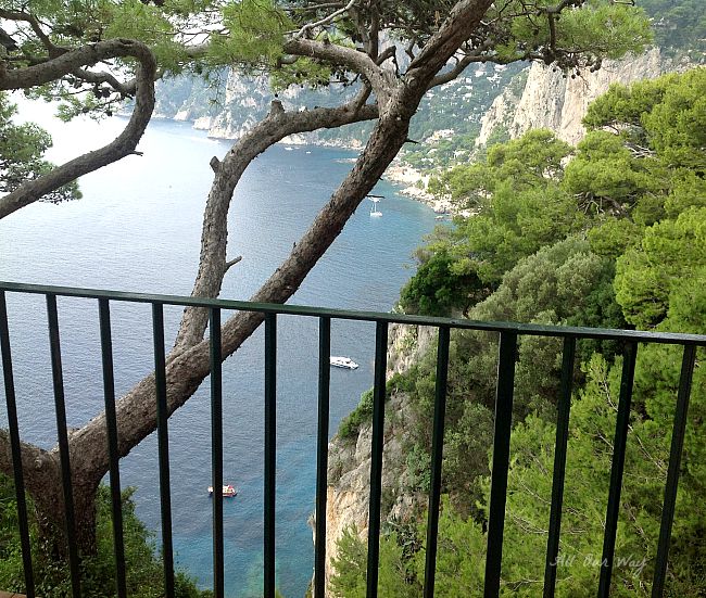 Capri, Italy walking about the Island on our way to Lagoon @allourway.com