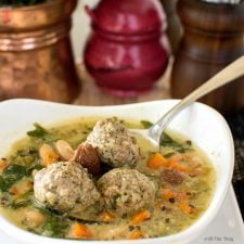 Quick Italian Wedding Soup with Meatballs and Arugula @allourway.com