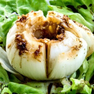 Garlic Roasted Vidalia Onions with Balsamic Glaze delicious and good for you.