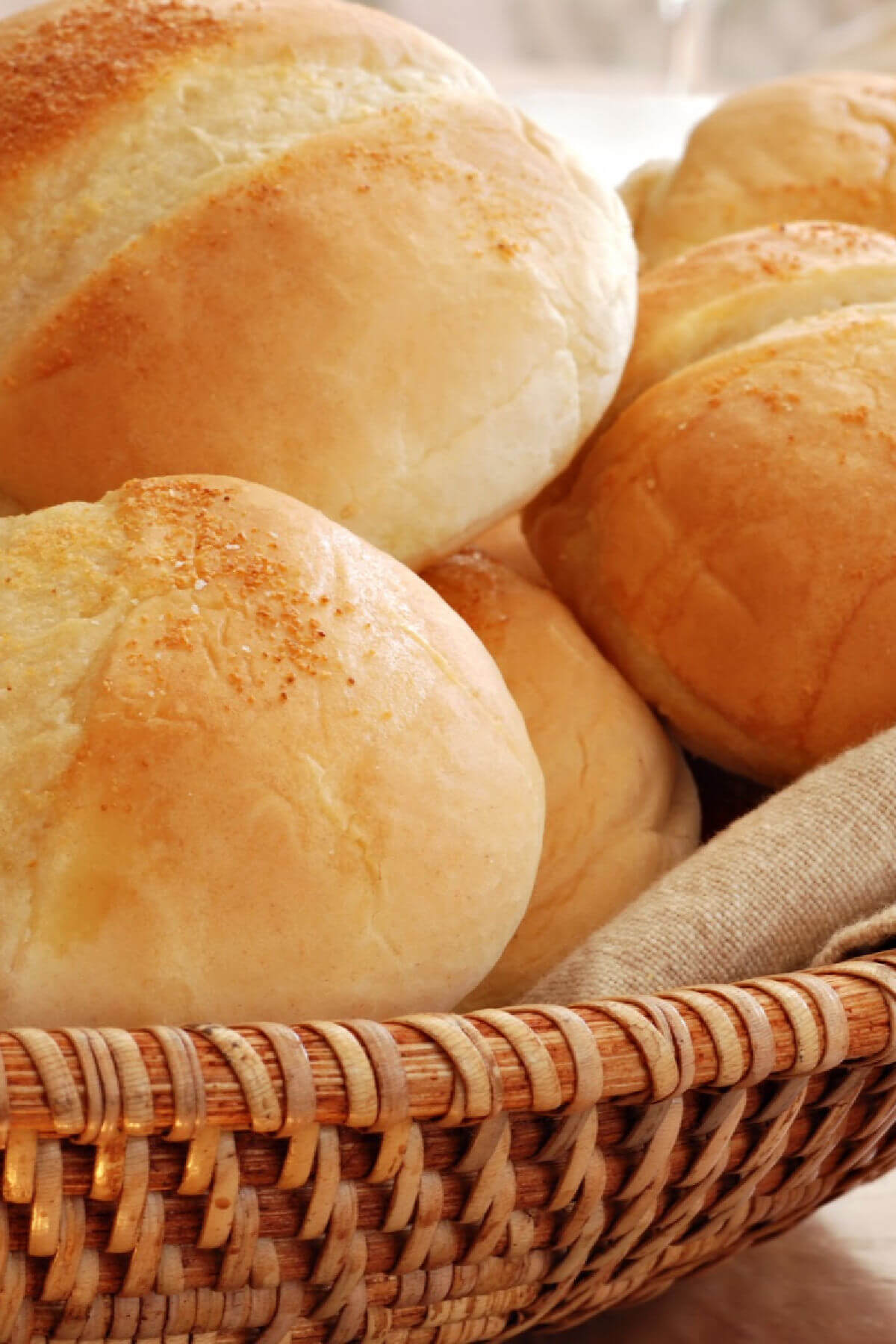 Crusty European-Style Hard Rolls Recipe