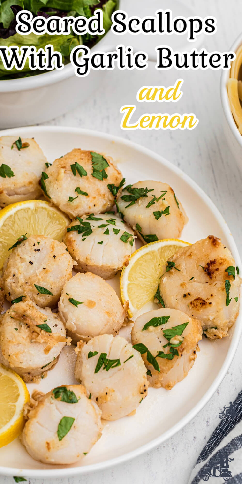 If you’re looking for a quick and easy seafood dish, you can’t go wrong with these pan-seared scallops. They’re seared to perfection with a golden-brown crust, flavored in a mix of butter garlic, and chopped parsley! Enjoy them with linguine pasta or another side dish of your choice. 