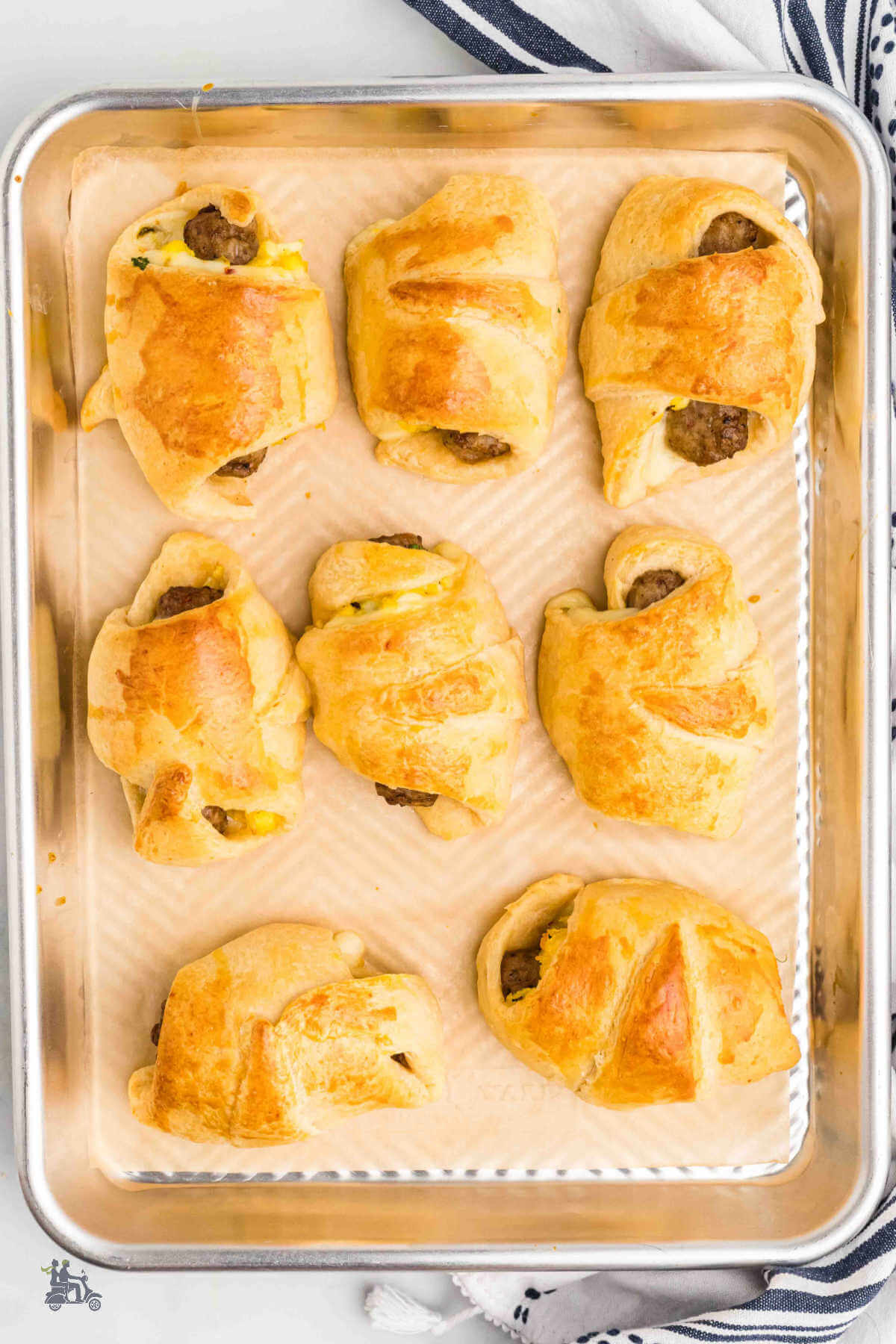 Baked Sausage Egg rolls ready to enjoy. 