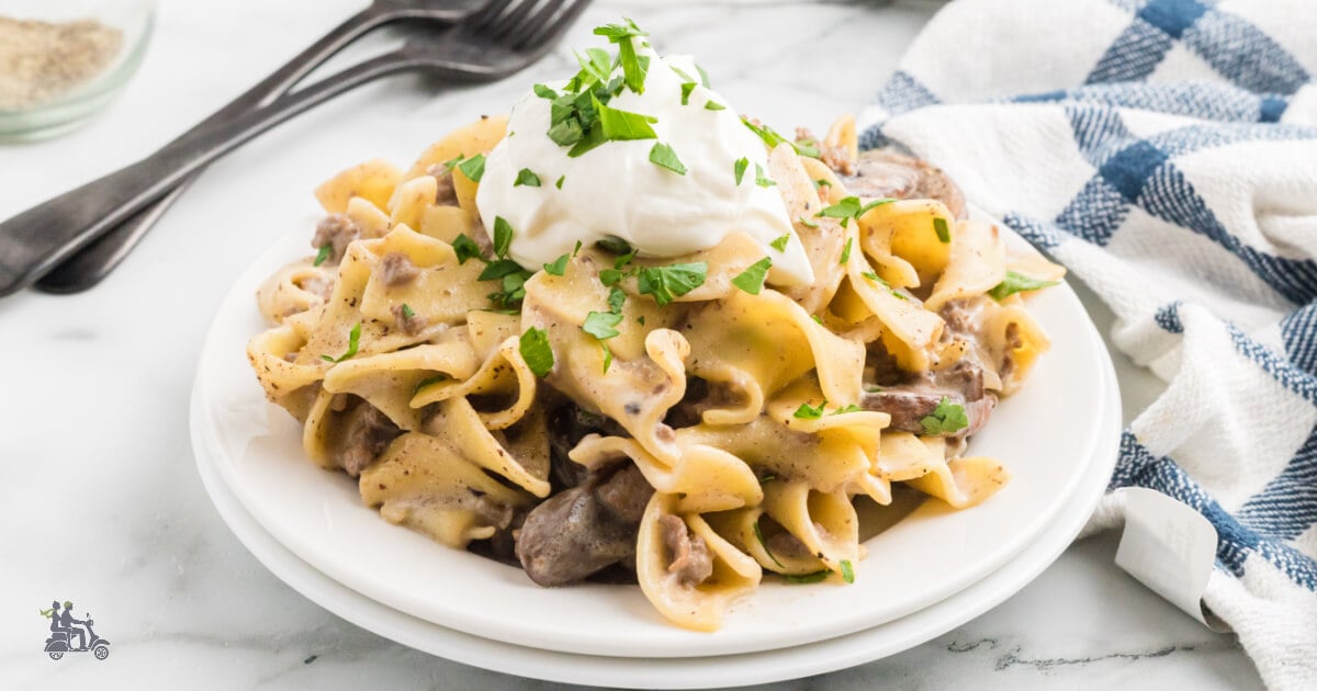 Easy Ground Beef Stroganoff Recipe With Mushrooms
