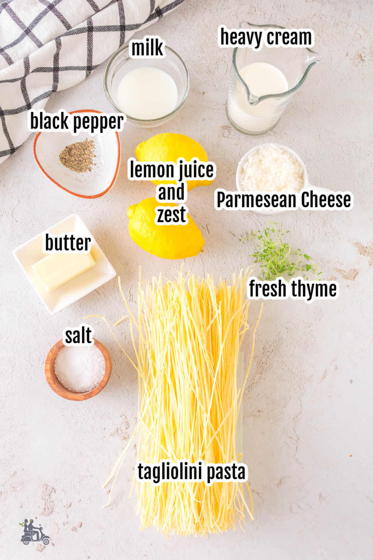 Ingredients needed to make pasta al limone. 