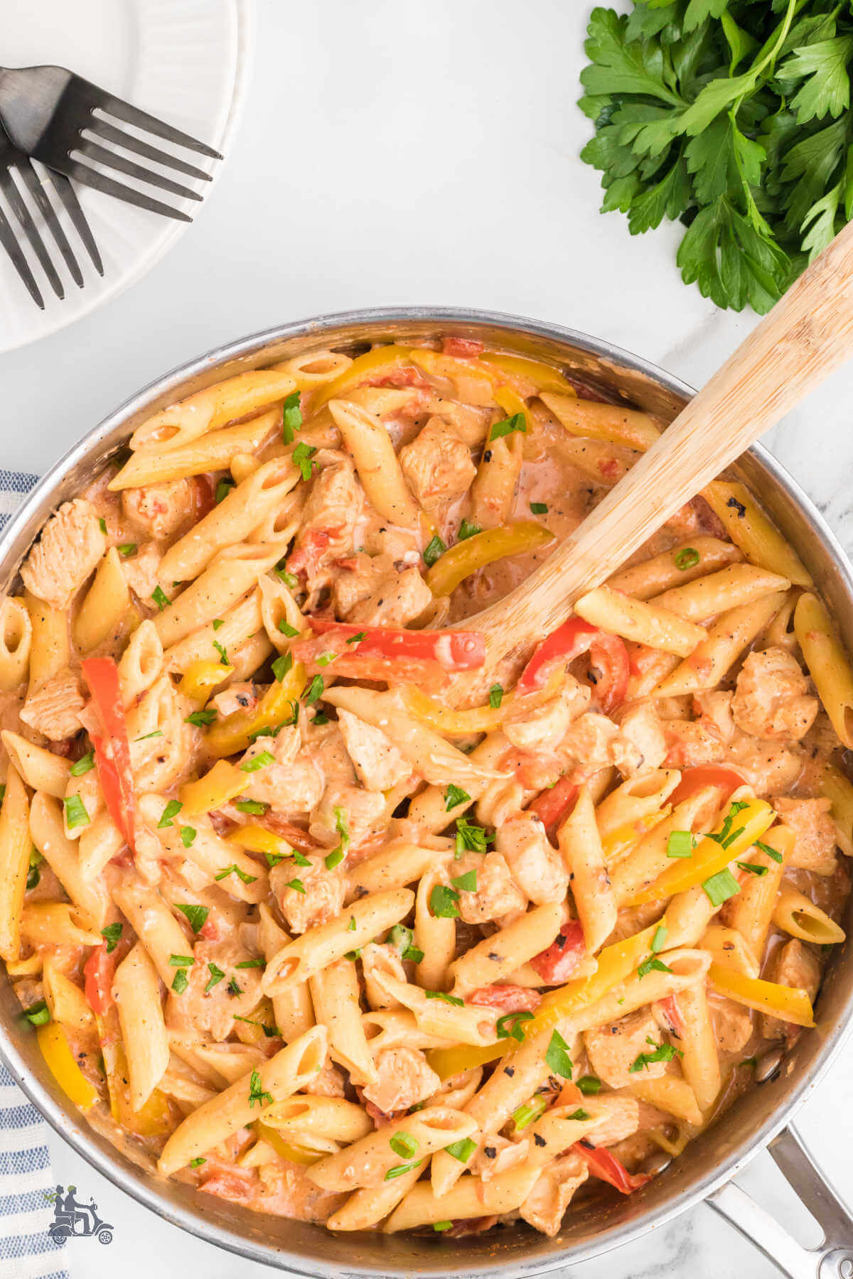 Quick and Easy Spicy Creamy Cajun Chicken Pasta