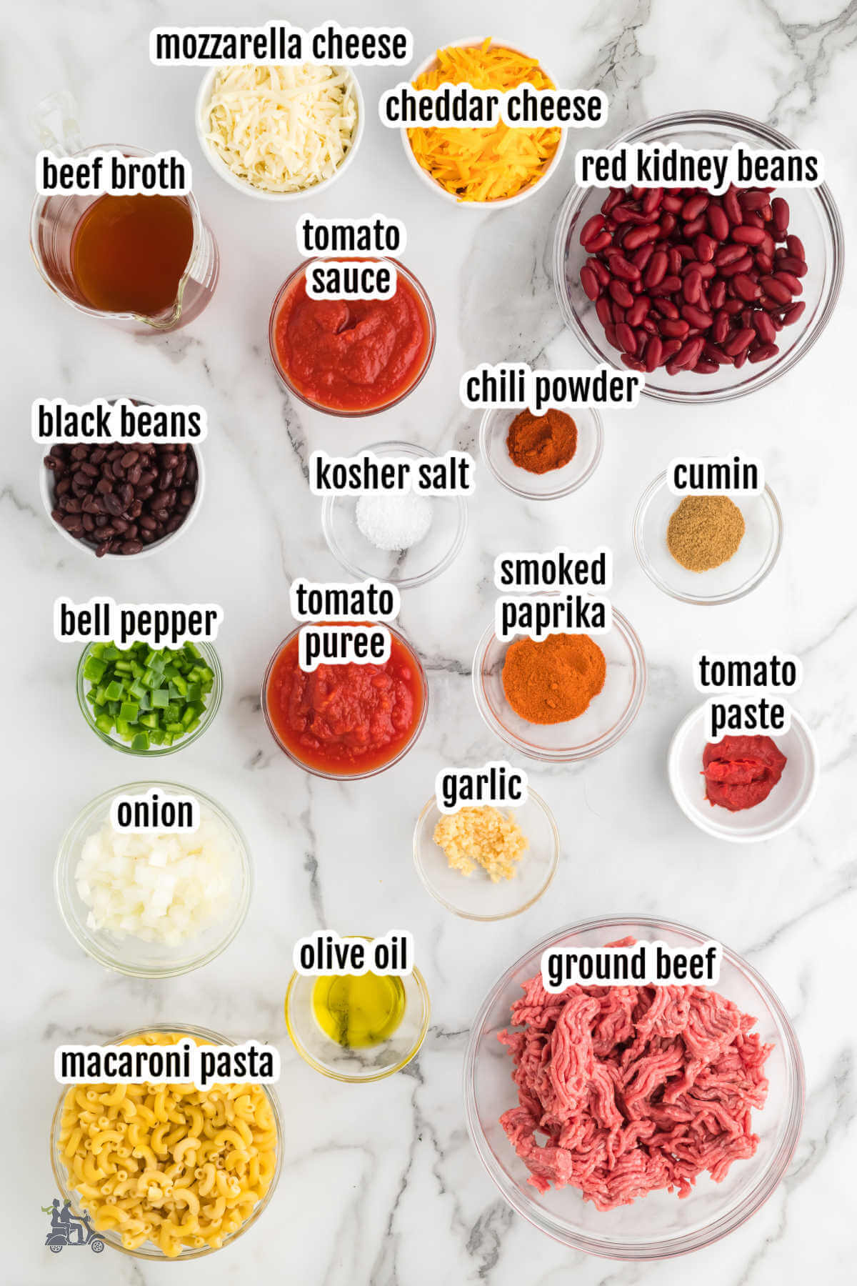 Image of the ingredients needed to make the macaroni with chili and cheese. 