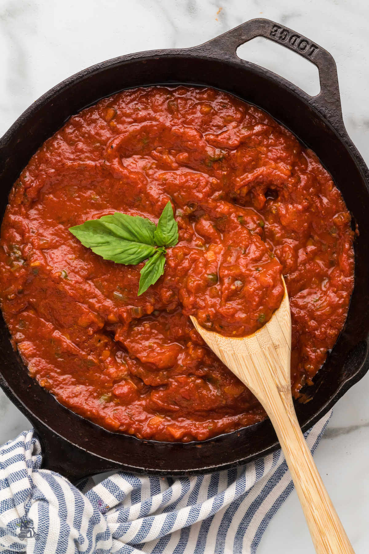 A 20 minutes marinara sauce made in an iron skillet with San Marzano tomatoes.
