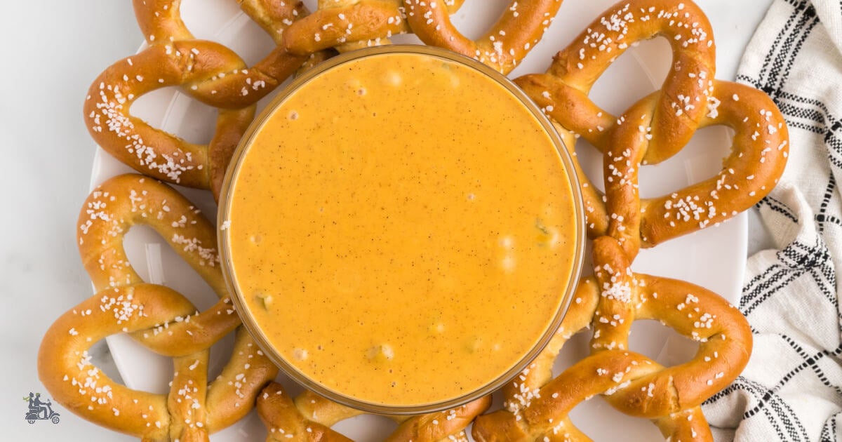 Soft Pretzels with Sriracha Cheddar/Pepper Jack Dipping Sauce