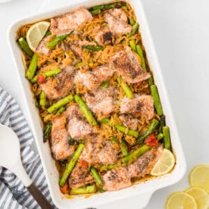 One-dish dinner that features salmon, pasta, and asparagus.